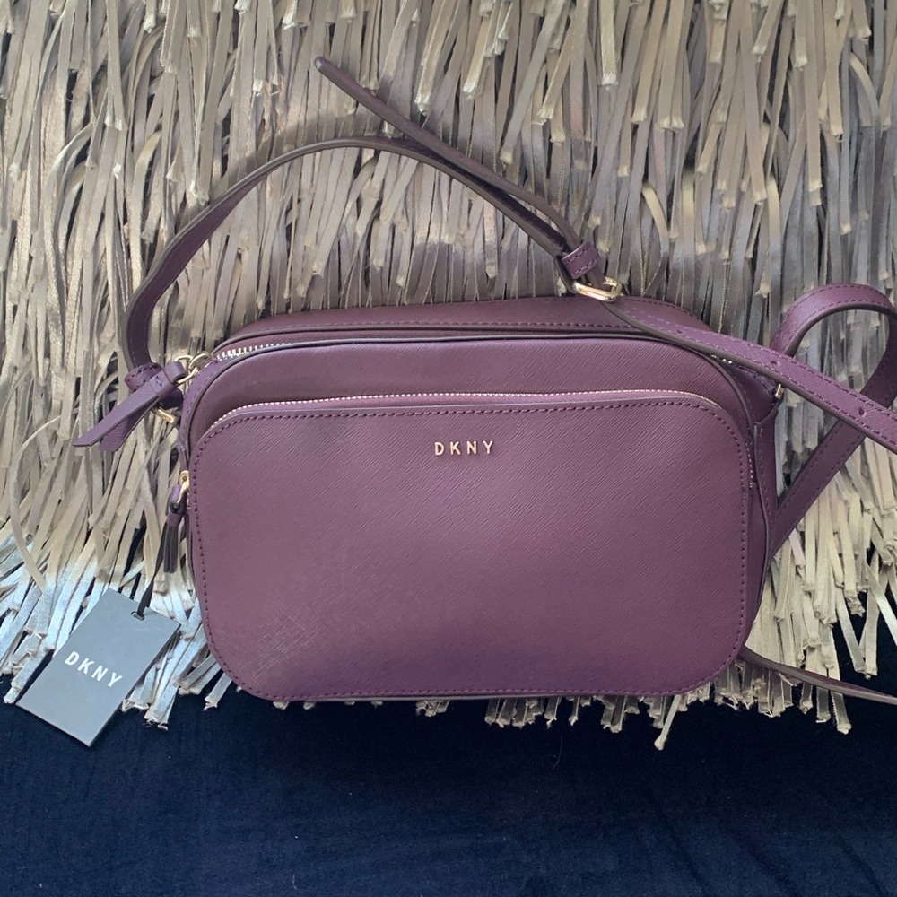 DKNY pocketbook very cute